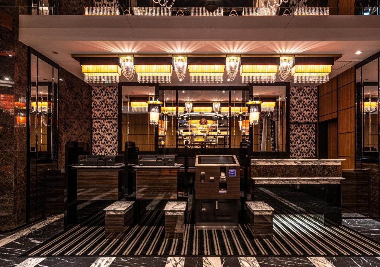 Apa Hotel & Resort Hakata Ekihigashi Fukuoka  Buitenkant foto
