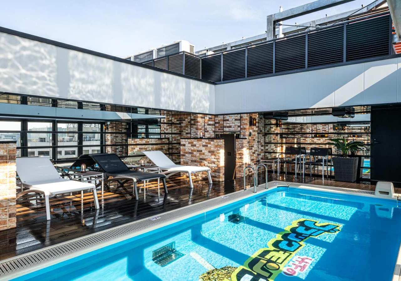 Apa Hotel & Resort Hakata Ekihigashi Fukuoka  Buitenkant foto