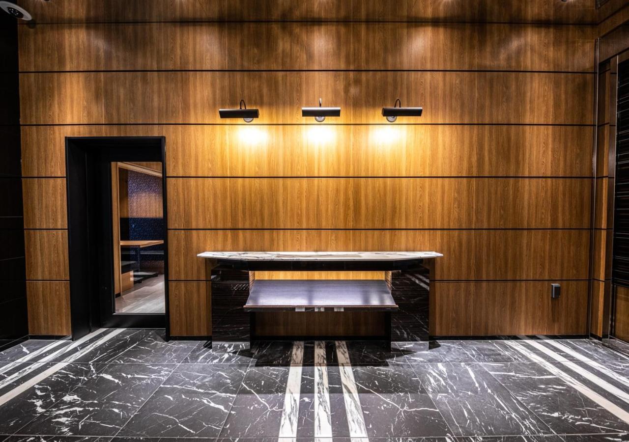 Apa Hotel & Resort Hakata Ekihigashi Fukuoka  Buitenkant foto